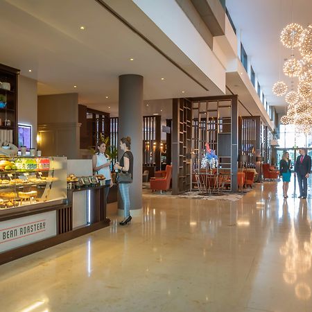فندق كلايتون دبلن إيربورت Coolock وسائل الراحة الصورة The lobby of the hotel